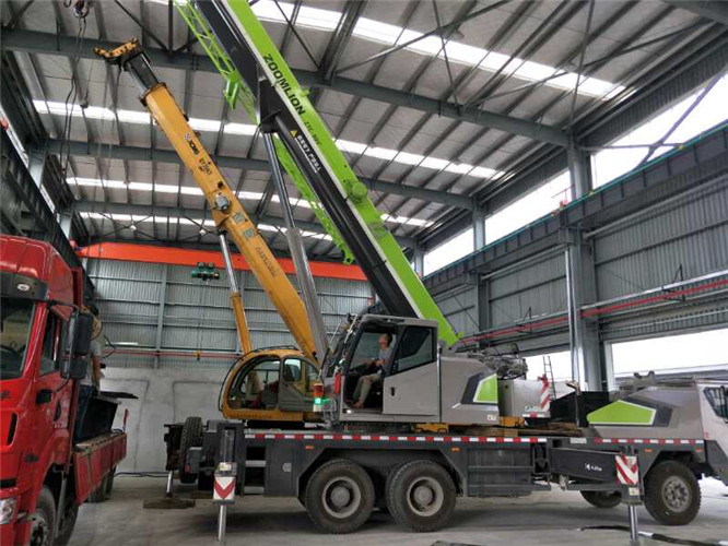 肇东市高空车出租需要注意哪些安全事项？