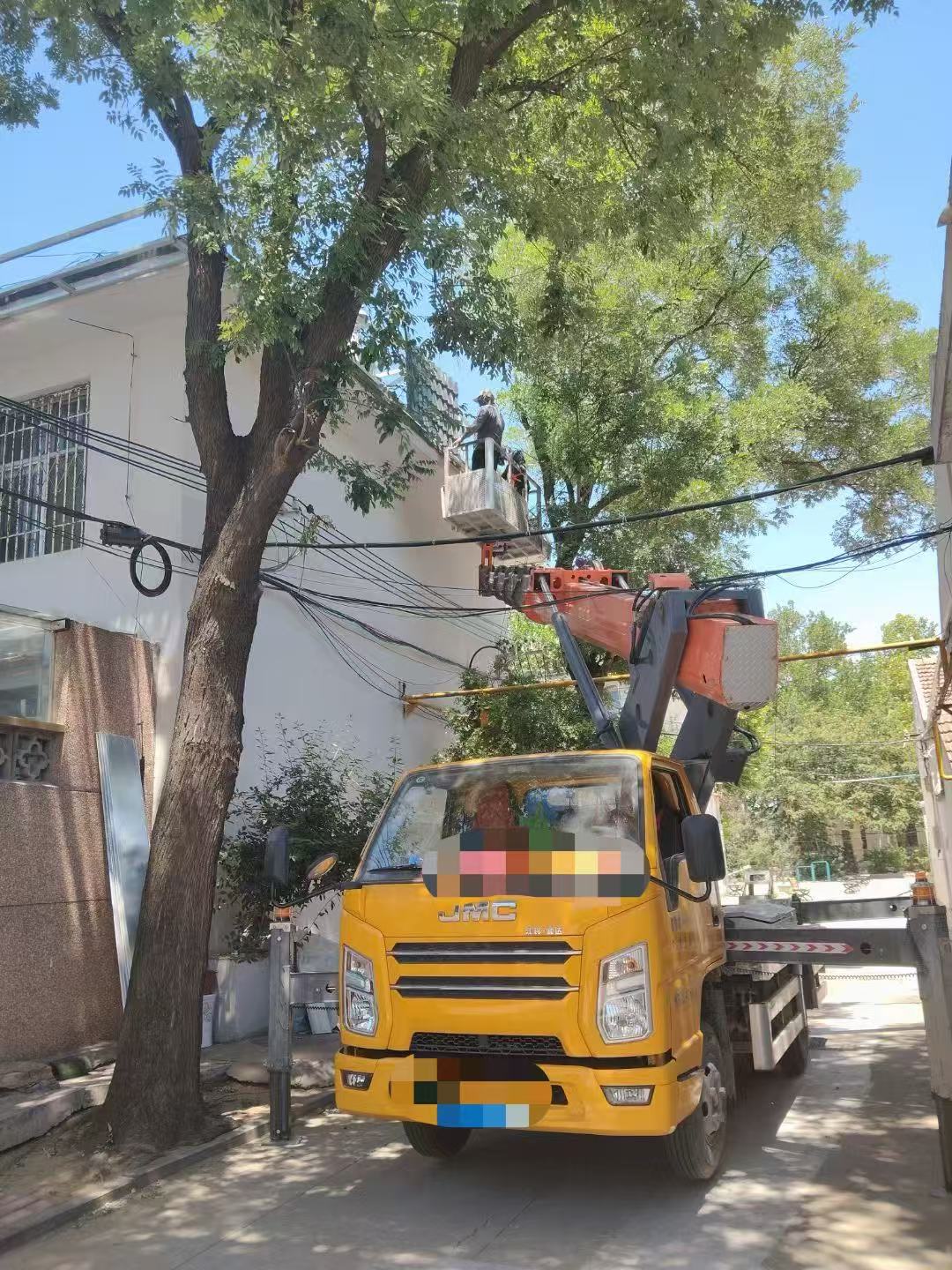 肇东市高空作业车能吊装重物吗？最大承载多少公斤？