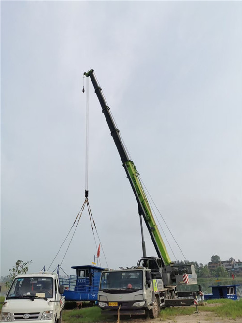 肇东市桥梁建设吊装案例